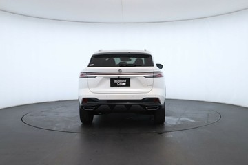 https://vehicle-cdn.autoleague.cloud/32838_1067000_12.jpg