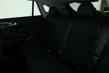 https://vehicle-cdn.autoleague.cloud/32838_1067000_30.jpg