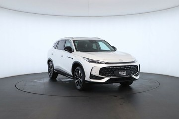 https://vehicle-cdn.autoleague.cloud/32838_1067000_4.jpg