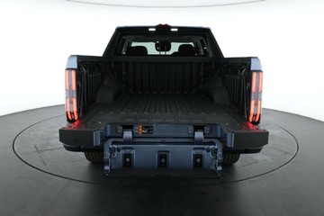 https://vehicle-cdn.autoleague.cloud/32838_1070427_37.jpg