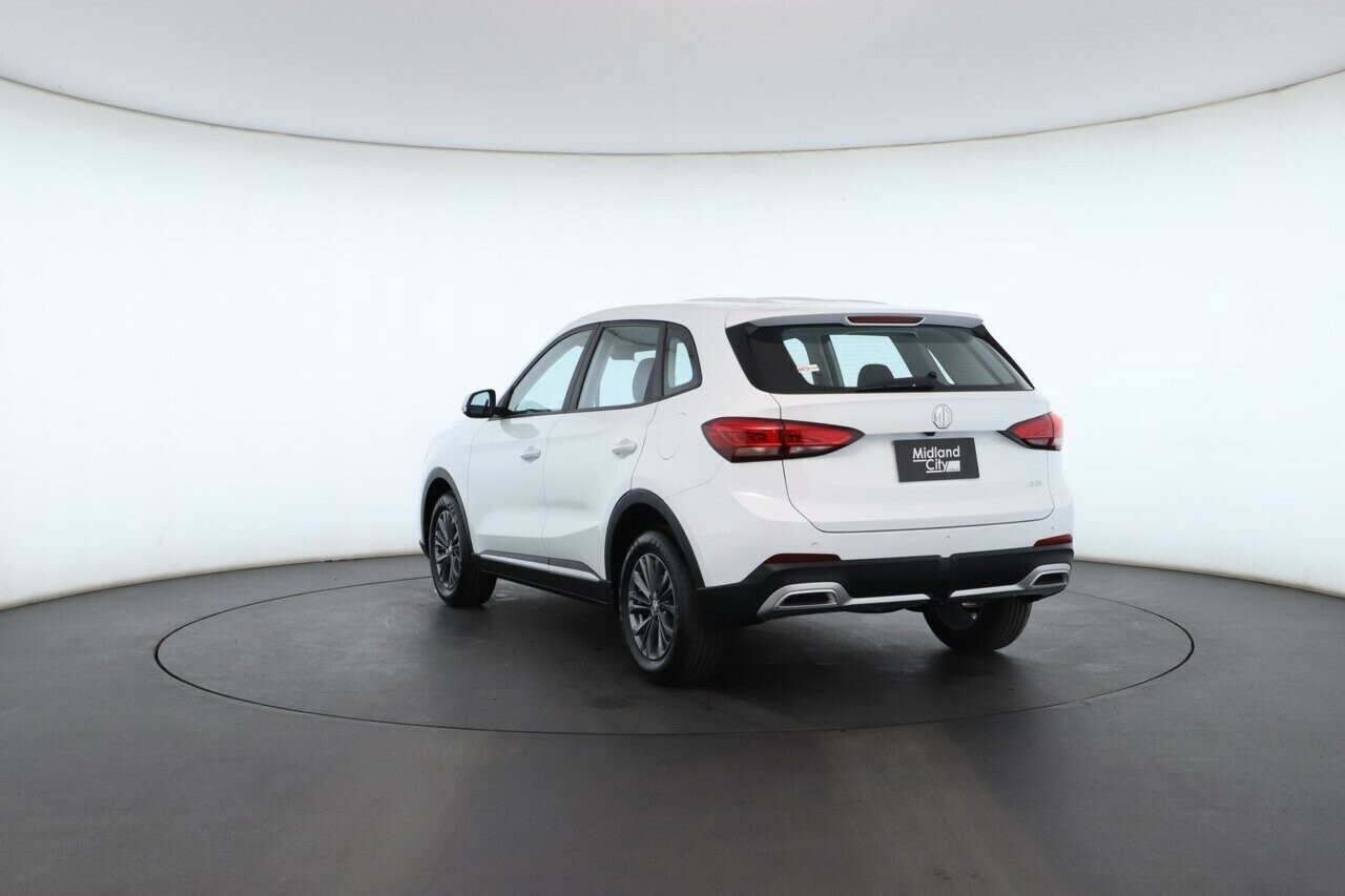 MG Zs image 4