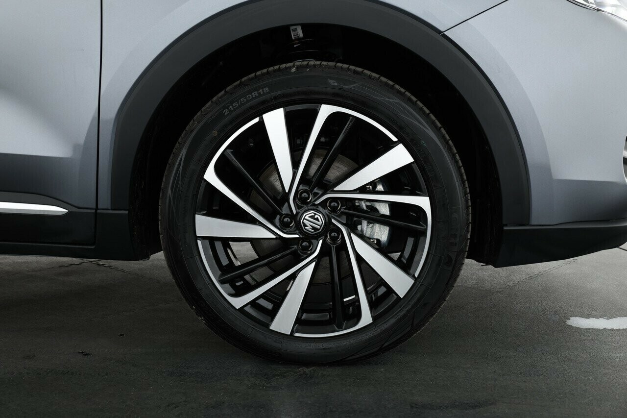 MG Zs image 3
