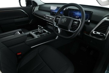 https://vehicle-cdn.autoleague.cloud/32838_1136512_18.jpg
