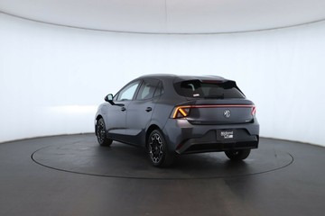 https://vehicle-cdn.autoleague.cloud/32838_1139443_13.jpg