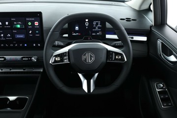 https://vehicle-cdn.autoleague.cloud/32838_1139443_21.jpg