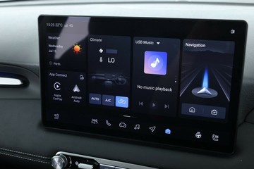 https://vehicle-cdn.autoleague.cloud/32838_1139443_24.jpg