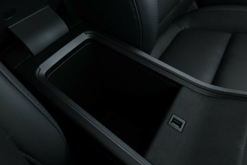 https://vehicle-cdn.autoleague.cloud/32838_1139443_30.jpg
