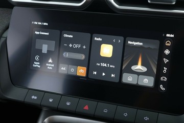 https://vehicle-cdn.autoleague.cloud/32838_1153808_22.jpg