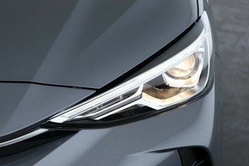 https://vehicle-cdn.autoleague.cloud/32838_1153808_6.jpg