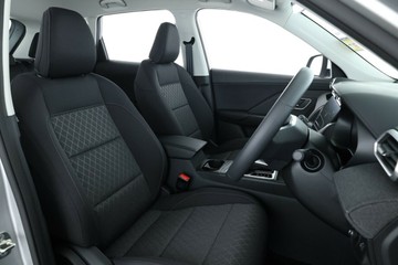 https://vehicle-cdn.autoleague.cloud/32838_1155378_18.jpg