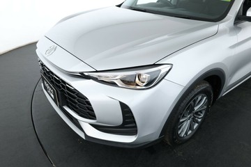 https://vehicle-cdn.autoleague.cloud/32838_1155378_9.jpg