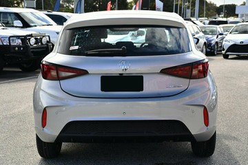 https://vehicle-cdn.autoleague.cloud/32838_1155477_5.jpg