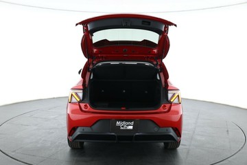 https://vehicle-cdn.autoleague.cloud/32838_1160113_14.jpg