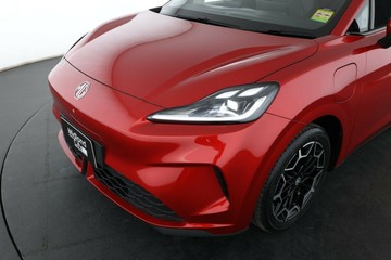 https://vehicle-cdn.autoleague.cloud/32838_1160113_17.jpg
