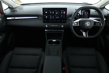 https://vehicle-cdn.autoleague.cloud/32838_1160340_35.jpg