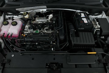 https://vehicle-cdn.autoleague.cloud/32838_1190014_6.jpg