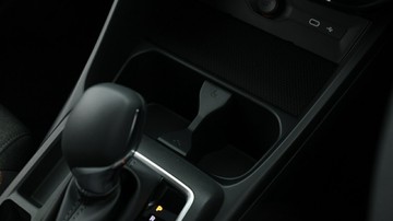 https://vehicle-cdn.autoleague.cloud/32838_1200873_25.jpg
