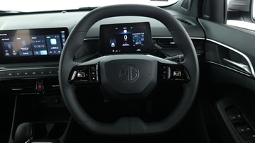 https://vehicle-cdn.autoleague.cloud/32838_1200873_34.jpg