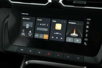 https://vehicle-cdn.autoleague.cloud/32838_1203189_12.jpg