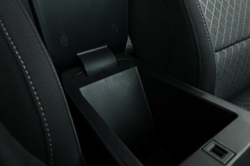 https://vehicle-cdn.autoleague.cloud/32838_1203765_22.jpg