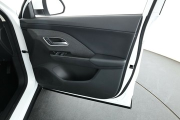 https://vehicle-cdn.autoleague.cloud/32838_1203765_8.jpg