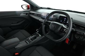 https://vehicle-cdn.autoleague.cloud/32838_1207636_17.jpg