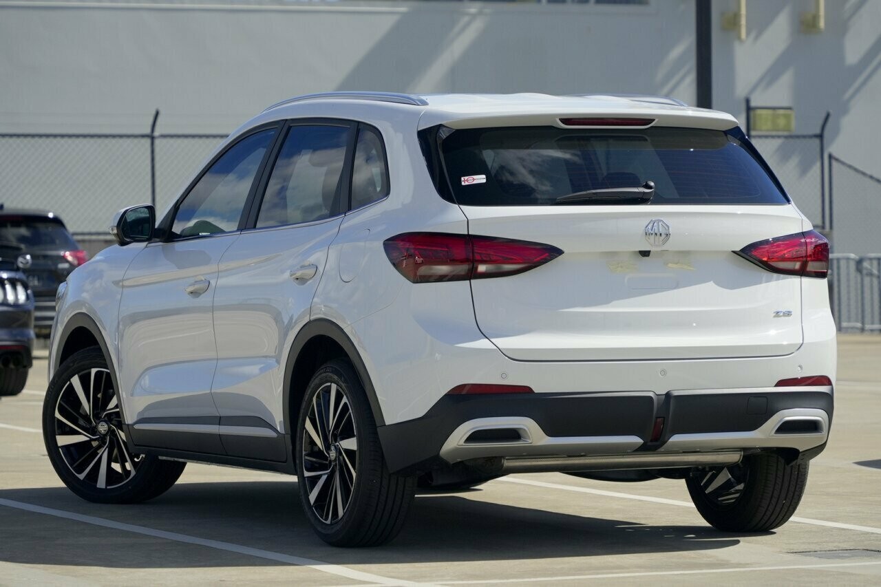 MG Zs image 2
