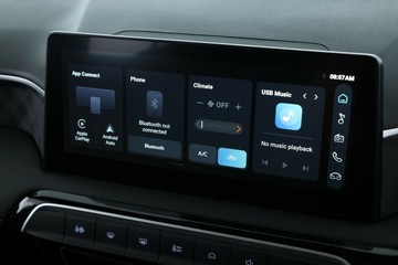 https://vehicle-cdn.autoleague.cloud/32838_1209592_23.jpg
