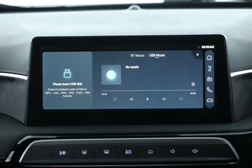https://vehicle-cdn.autoleague.cloud/32838_1209592_24.jpg