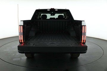 https://vehicle-cdn.autoleague.cloud/32838_121998_15.jpg