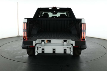 https://vehicle-cdn.autoleague.cloud/32838_121998_16.jpg