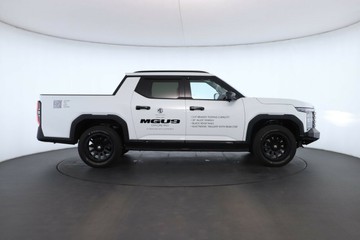 https://vehicle-cdn.autoleague.cloud/32838_121998_3.jpg