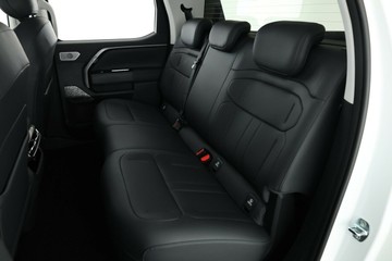 https://vehicle-cdn.autoleague.cloud/32838_122866_32.jpg