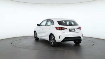 https://vehicle-cdn.autoleague.cloud/32838_1273075_6.jpg