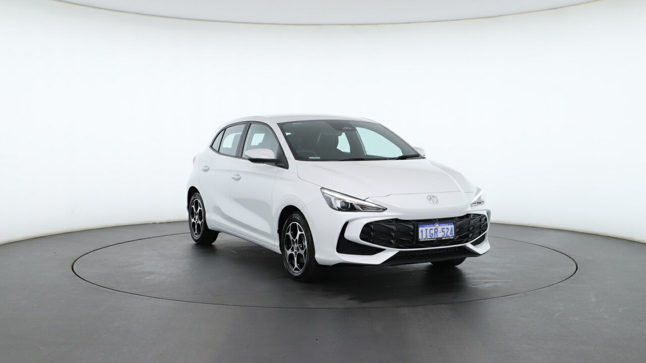 MG Mg3 image 2