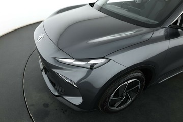 https://vehicle-cdn.autoleague.cloud/32838_1538454_14.jpg
