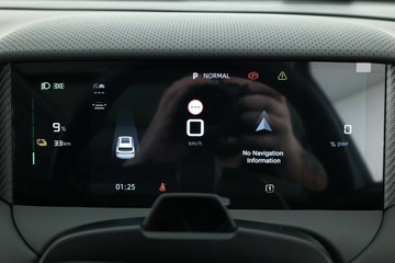 https://vehicle-cdn.autoleague.cloud/32838_1538465_23.jpg