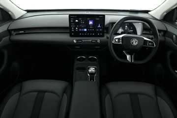 https://vehicle-cdn.autoleague.cloud/32838_1538465_36.jpg