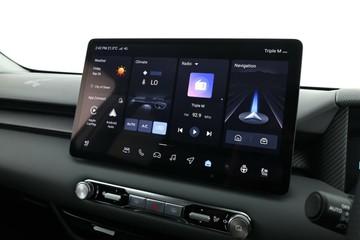 https://vehicle-cdn.autoleague.cloud/32838_1538476_24.jpg