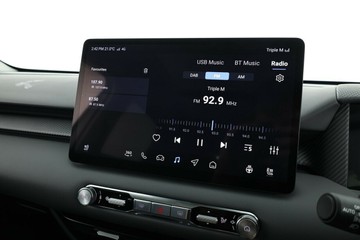 https://vehicle-cdn.autoleague.cloud/32838_1538476_26.jpg