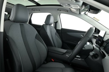 https://vehicle-cdn.autoleague.cloud/32838_1538476_30.jpg