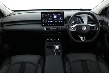 https://vehicle-cdn.autoleague.cloud/32838_1538476_35.jpg