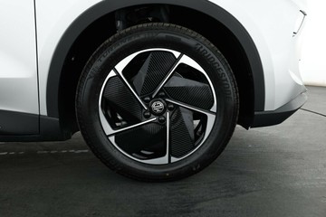https://vehicle-cdn.autoleague.cloud/32838_1538476_4.jpg