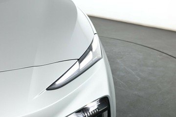 https://vehicle-cdn.autoleague.cloud/32838_1538476_9.jpg