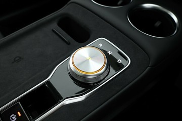 https://vehicle-cdn.autoleague.cloud/32838_1538486_28.jpg