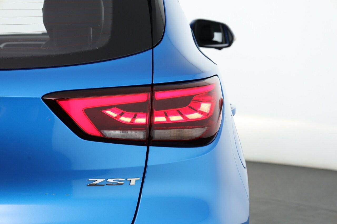 MG Zs image 4