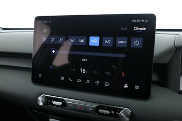 https://vehicle-cdn.autoleague.cloud/32838_1541305_24.jpg