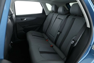 https://vehicle-cdn.autoleague.cloud/32838_1541305_30.jpg