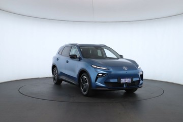 https://vehicle-cdn.autoleague.cloud/32838_1541305_4.jpg