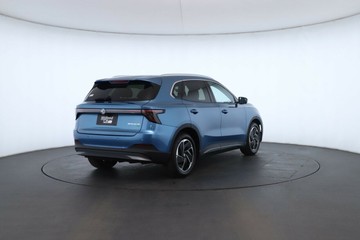 https://vehicle-cdn.autoleague.cloud/32838_1555688_18.jpg